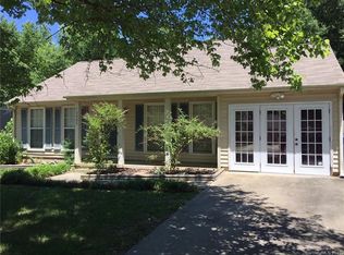 13905 Eden Ct, Pineville, NC 28134