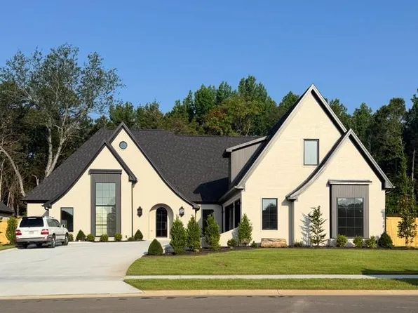 1515 Lands End, Conway, AR 72034