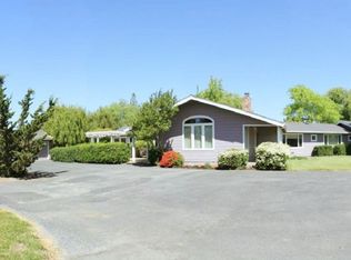 800 Spring Grove Rd, Hollister, CA 95023