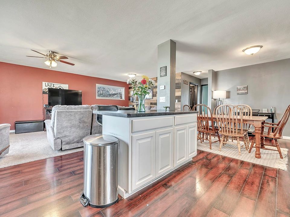 1408 L Ave, Milford, IA 51351 | Zillow