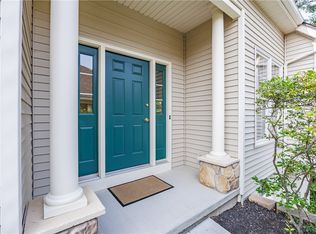 1096 Yorkshire Way, Victor, NY