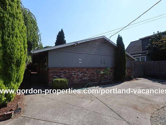 2nd image of 4406 SE 28th Ave #0