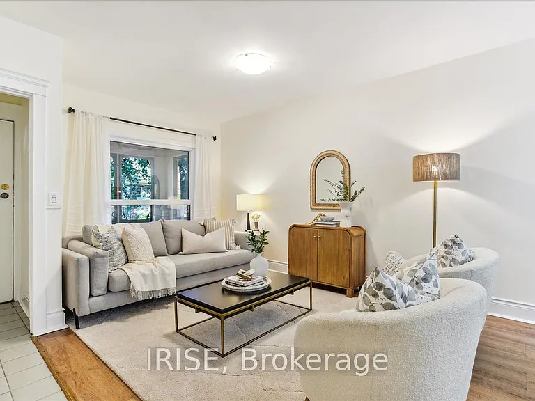 61 Chisholm Ave — Photo 5