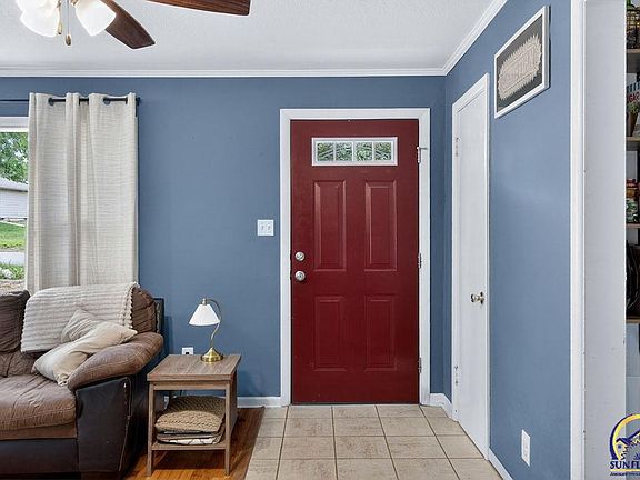 3rd image of 1503 SW 29th Ter