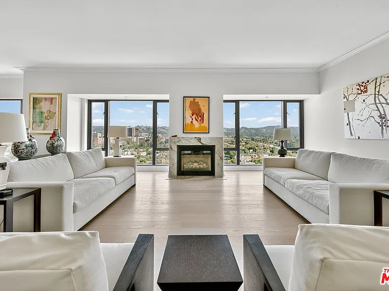 10727 Wilshire Blvd #1802 — Photo 2