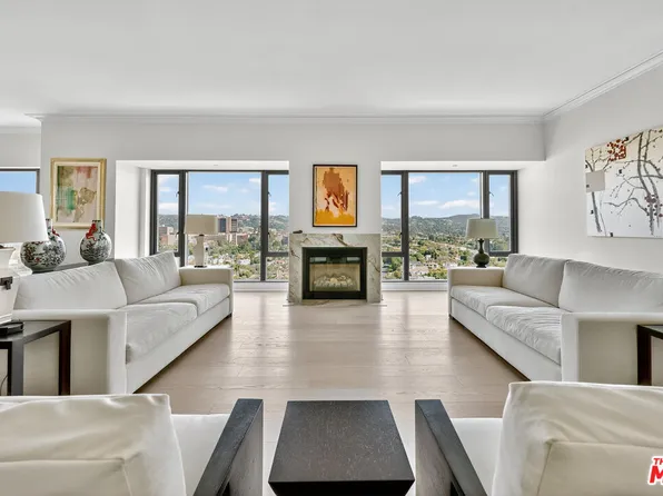 10727 Wilshire Blvd APT 1802, Los Angeles, CA 90024