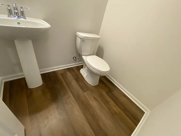 8783 Pioneer St — Photo 14