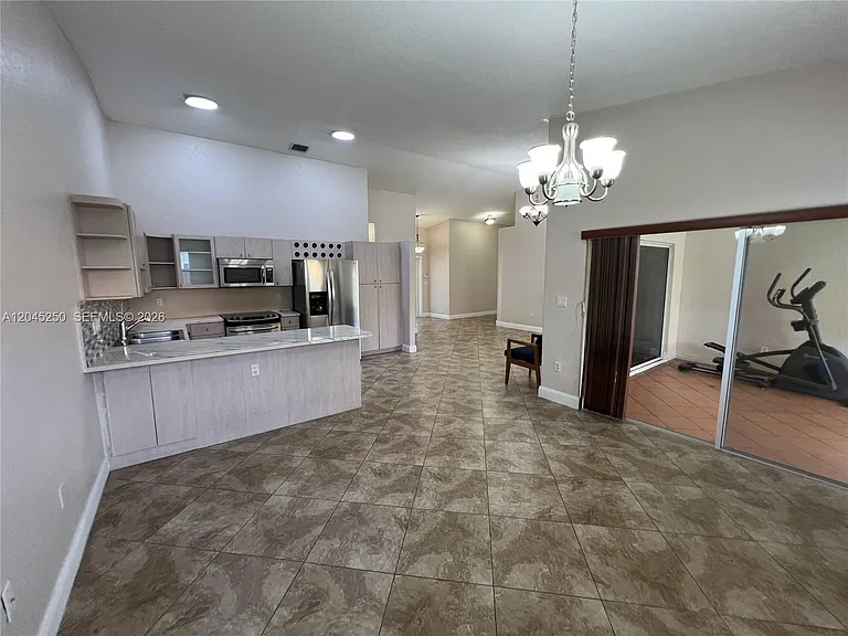 8842 NW 142nd Ln — Photo 8
