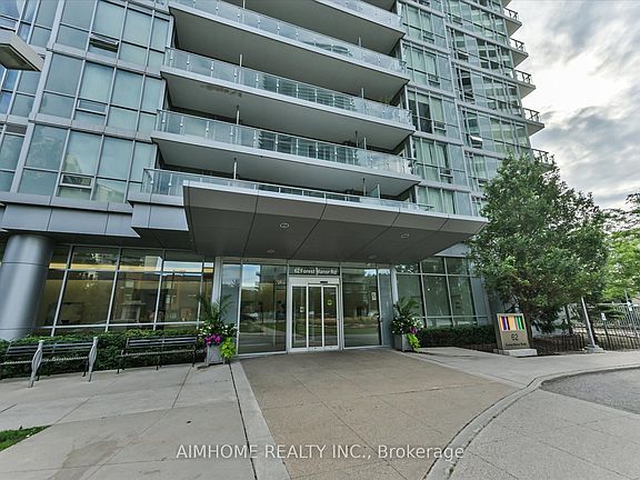 3rd image of 62 Forest Manor Rd #1604