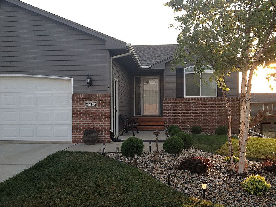 2nd image of 2405 N Wright Ave