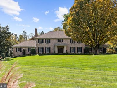 1207 Towlston Rd, Great Falls, VA, 22066