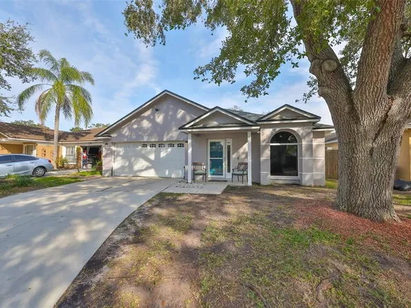 305 Crayford Pl, Valrico, FL 33594