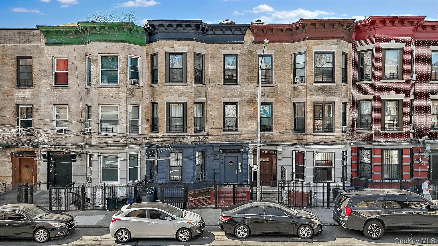 1037 College Avenue photo 1