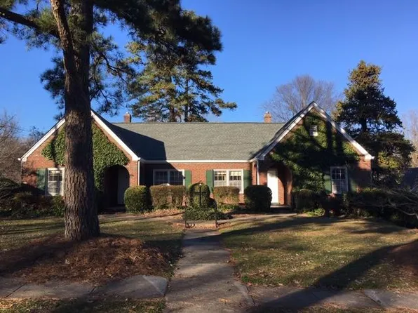 2724 Bedford Ave, Raleigh, NC 27607