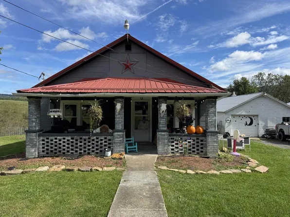 547 Smokey Branch Rd, Danese, WV 25831
