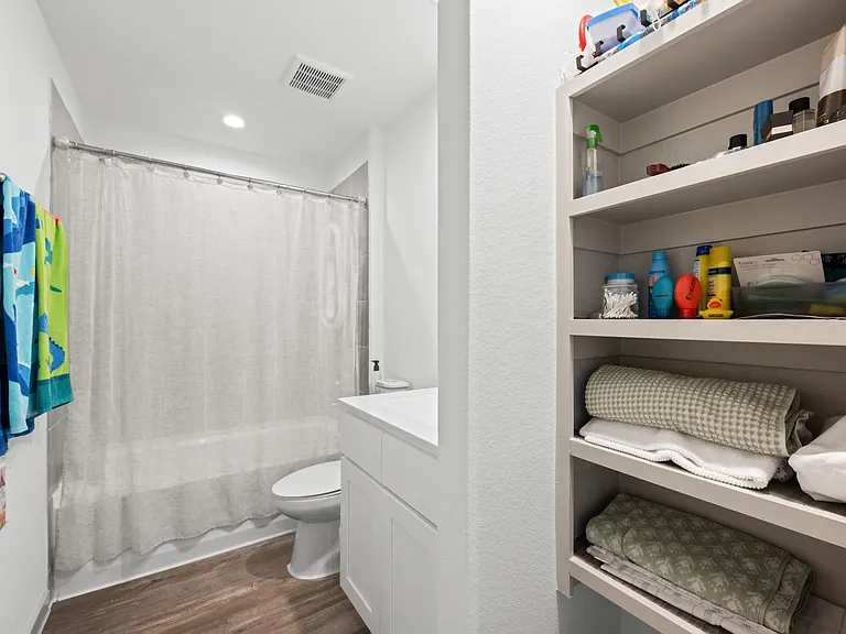 1054 Great Barracuda Ln — Photo 23