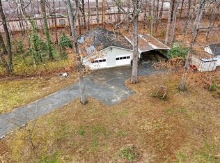 5801 Dogwood Dr, Raleigh, NC 27616