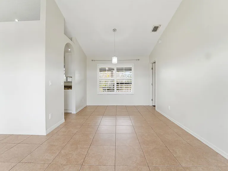 2366 SW Alminar St #1 — Photo 25