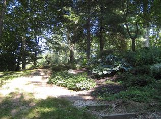 92 Sherwood Dr, Southport, CT 06890