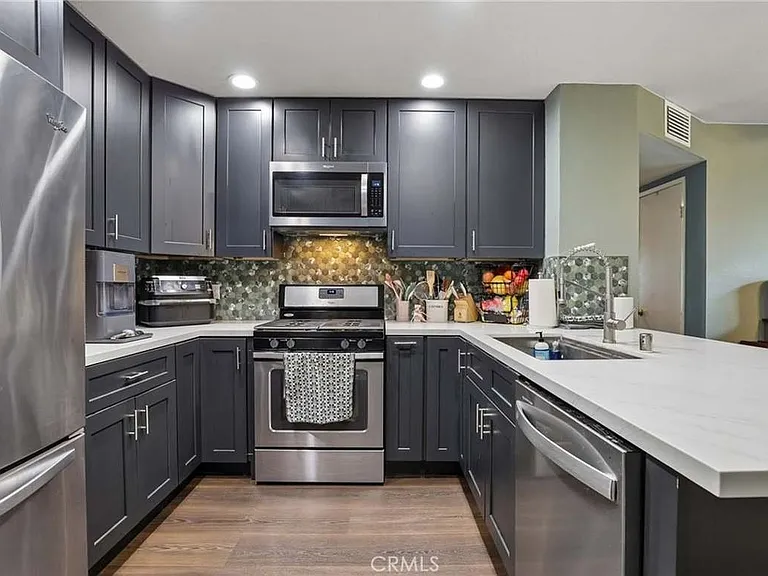 3739 Countryside Ln — Photo 6