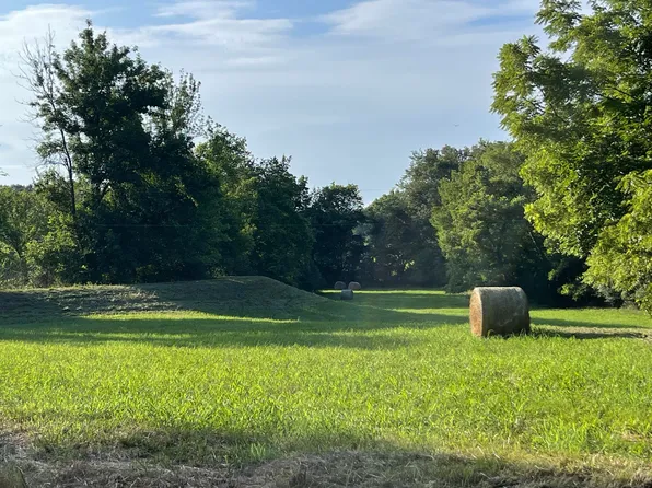 Chinn Springs & Cave Creek Rd, Batesville, AR 72501