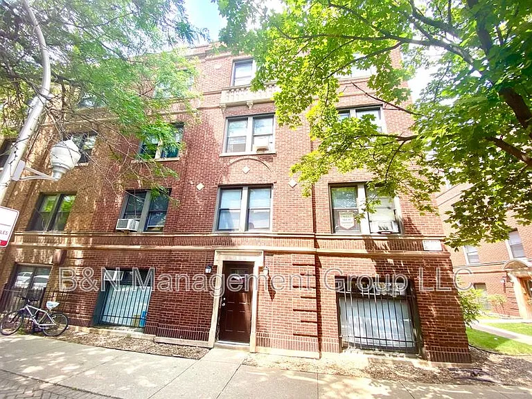 918 W Oakdale Ave #BF — Photo 15