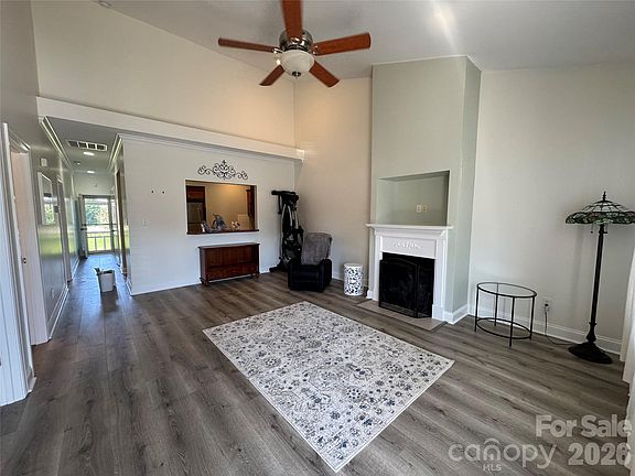 4th image of 2795 Clover Rd NW