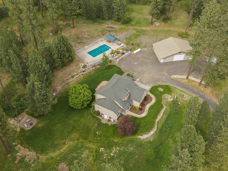 1st image of 12421 E Mount Spokane Park Dr
