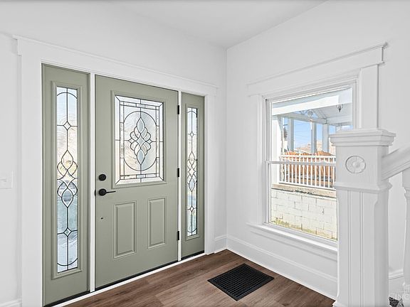 5th image of 2743 Norwood Ave