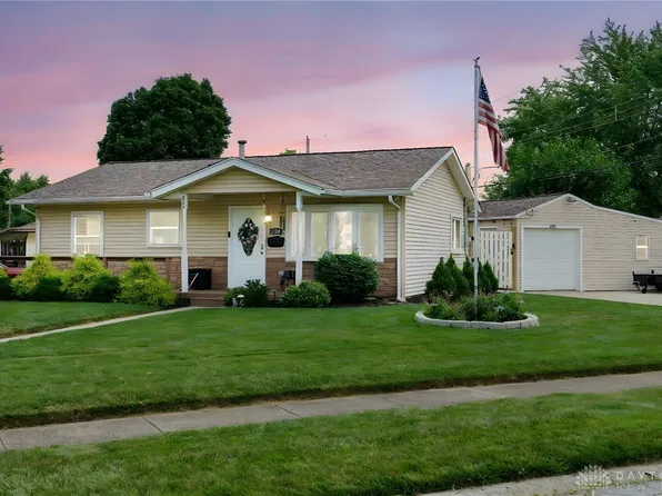 385 Ackerman Pl, Xenia, OH 45385