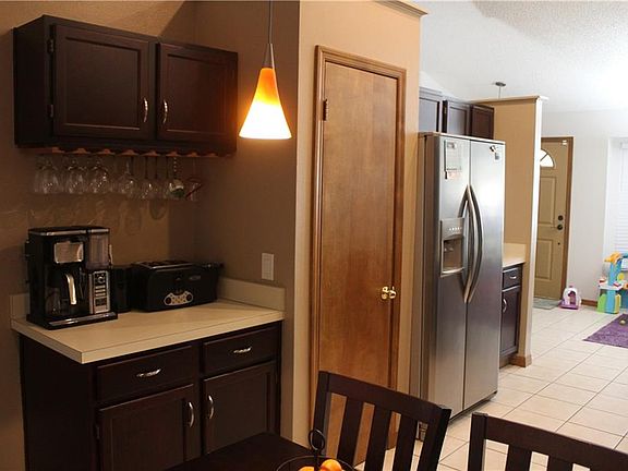 4th image of 1438 Sheana Ln