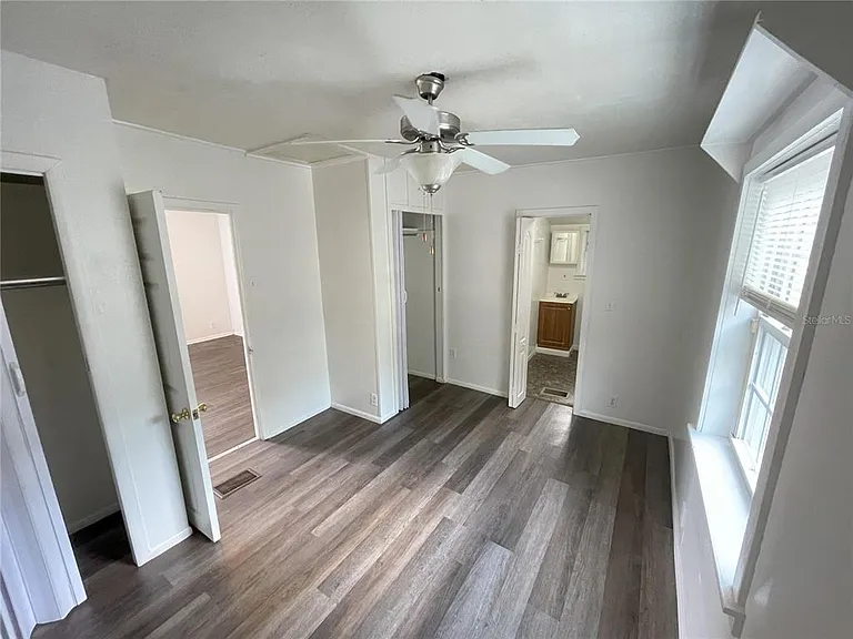1022 Oregon Ave — Photo 8