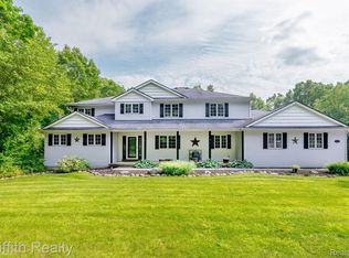 4288 Center Rd, Linden, MI 48451