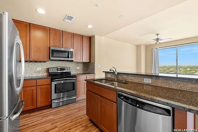215 Center St #1205 — Photo 8
