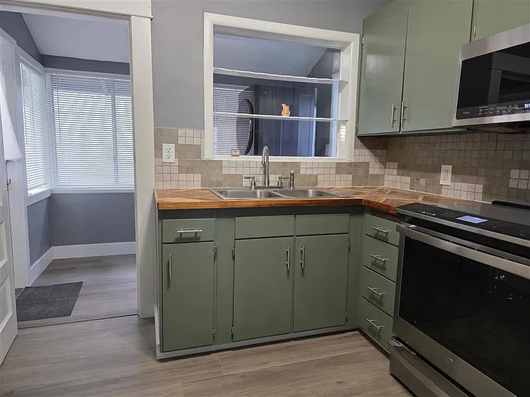 3324 NE 73rd Ave — Photo 10