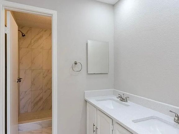 5th image of 2412 Forestmeadow Dr #3