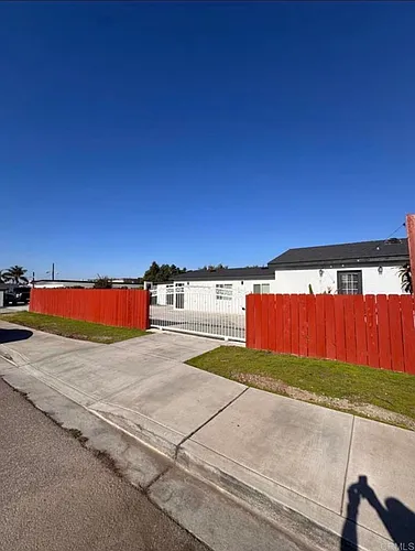 1196 Del Mar Ave Photo 1
