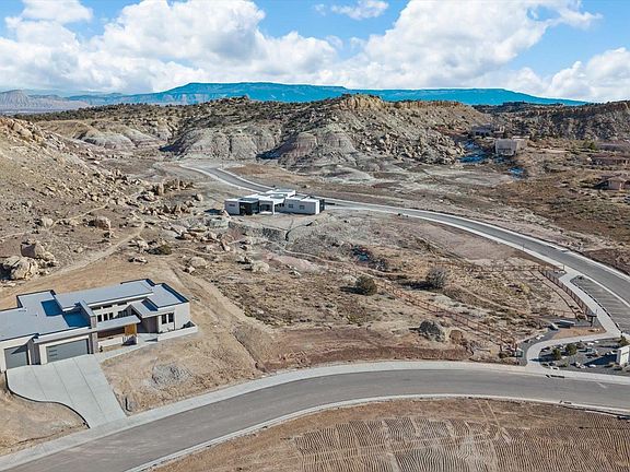 5th image of 352 Canyon Rim Trl