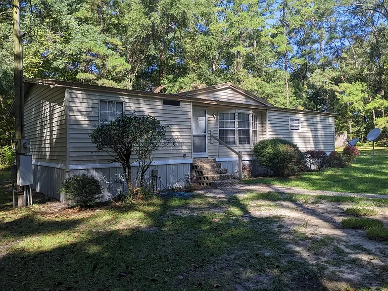 11231 Daddy Hall Ln — Photo 2
