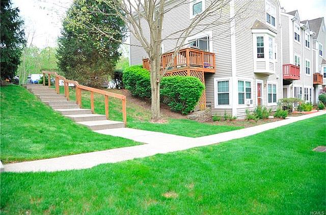 2nd image of 14 Stone Creek Ln