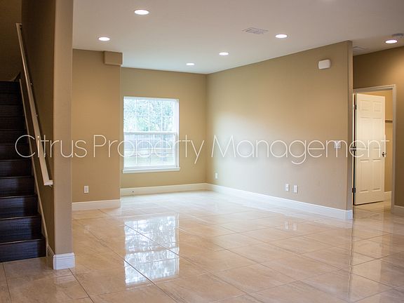 3rd image of 2419 S Shine Ave