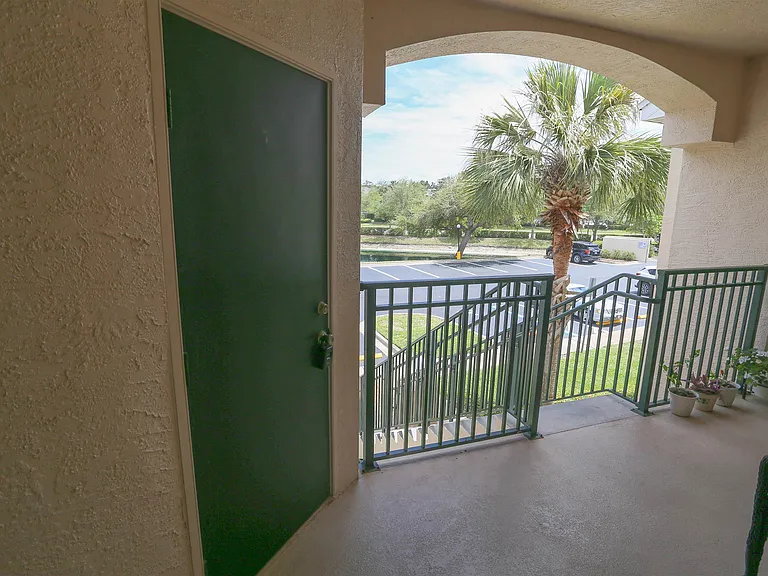 1603 Prestwick Pl — Photo 9