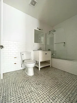 Rented by Voro New York | media 4