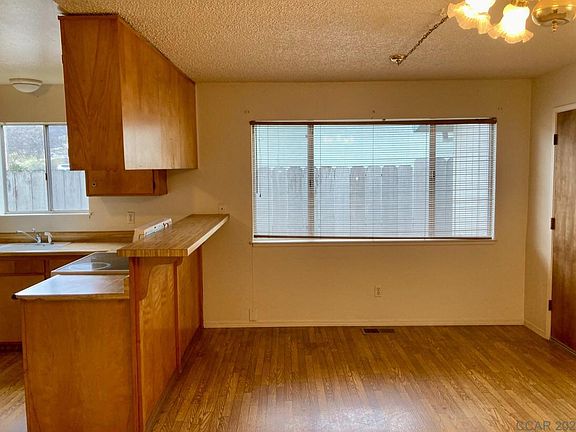 3rd image of 1906 Sugar Pine Way #56