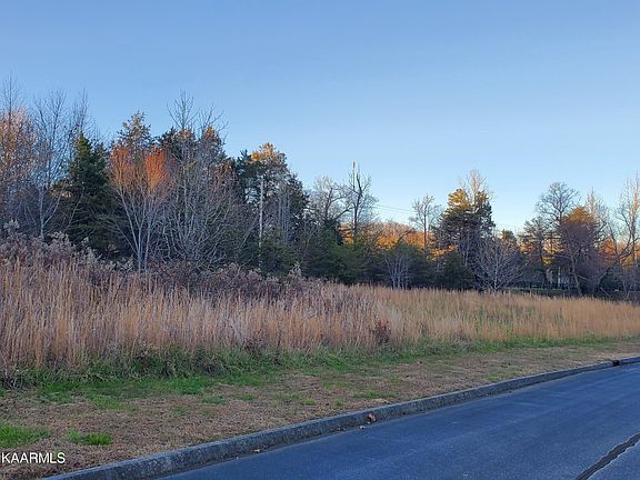 3rd image of 0 Creekside Dr Lot 79/80