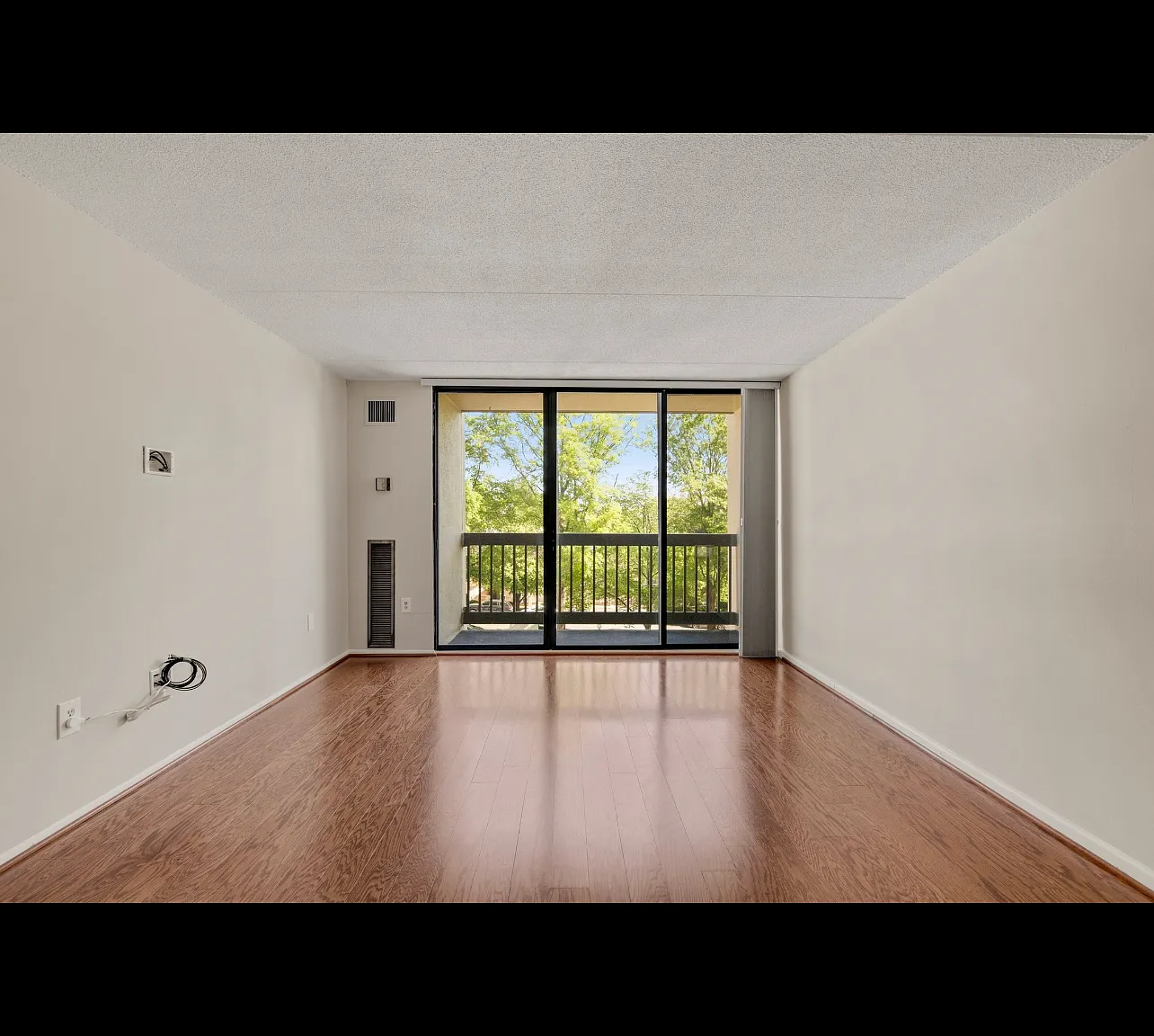 6300 Stevenson Ave — Photo 3