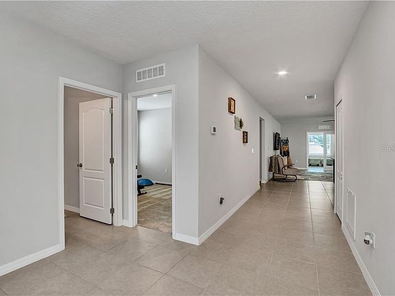 3rd image of 593 Sardinia Cir