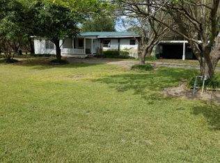 103 S Main St, Dodd City, TX 75438
