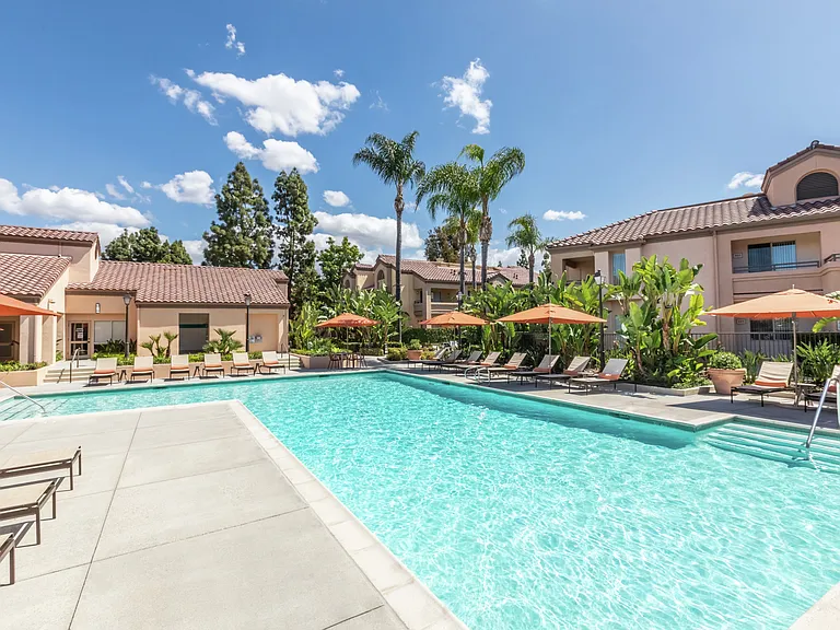 San Remo Villa Apartment Homes — Photo 7