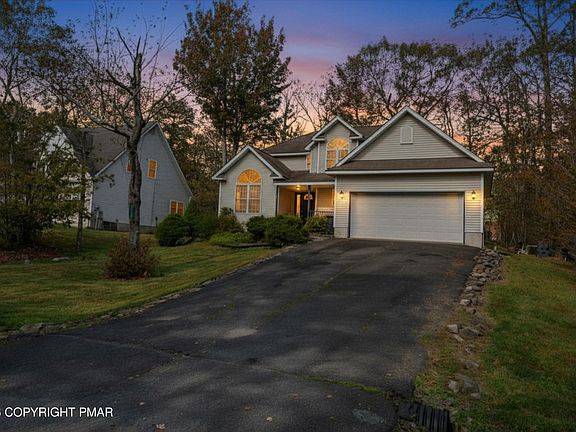 2nd image of 2122 Onondaga Way